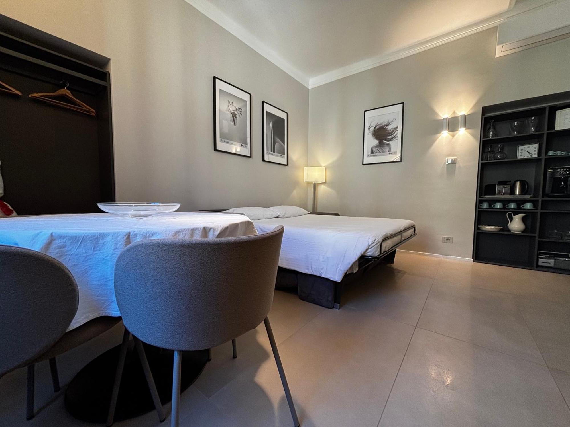 Solferino 37 * Milan